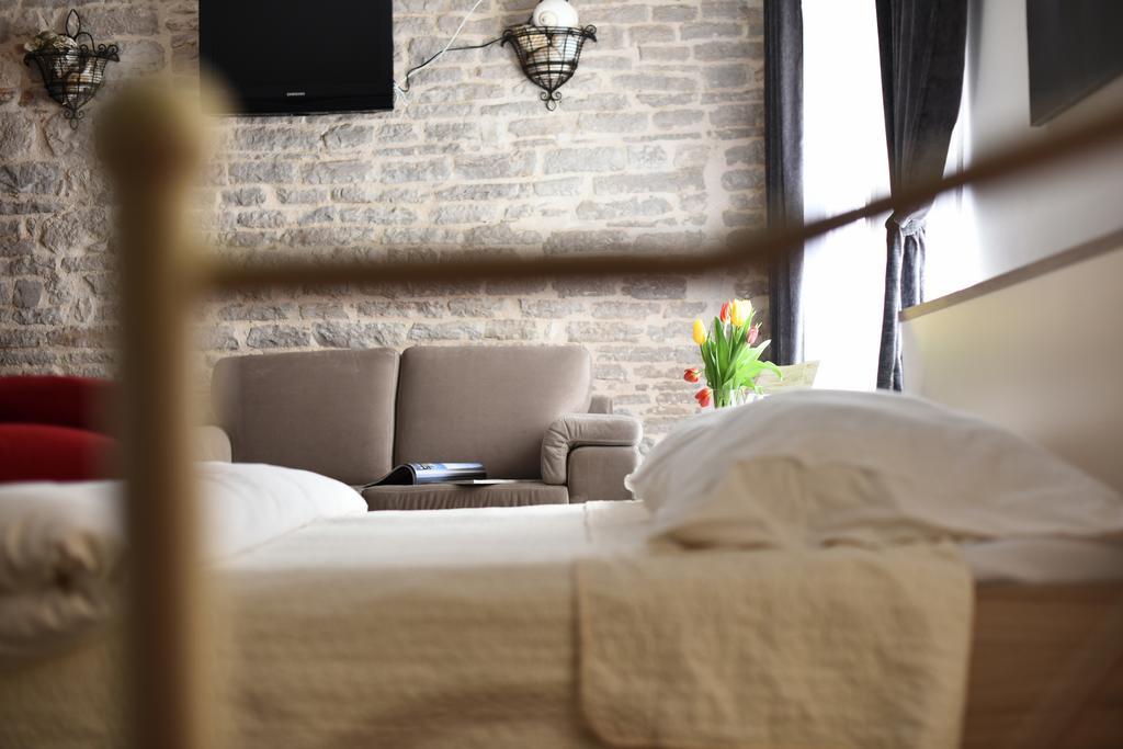 Apartments Kokolo شيبينيك الغرفة الصورة