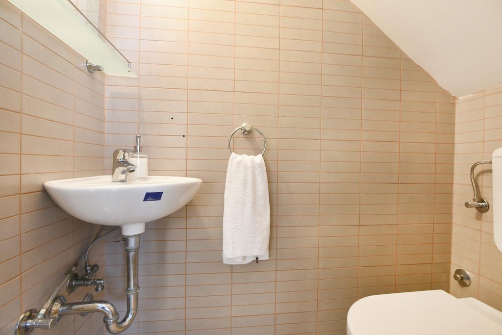 Apartments Kokolo شيبينيك الغرفة الصورة
